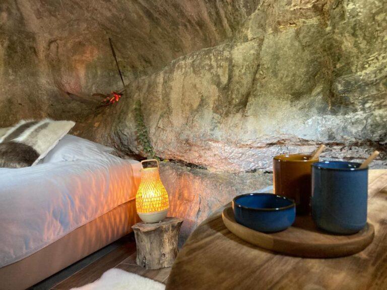 Chambre cosy de la maison d'hôtes La Grotte